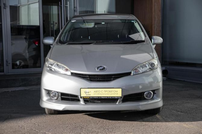 Toyota Wish II с пробегом 2010 года, цена 1 045 000 рублей, 228000 км, минивэн, Автокод Объявления