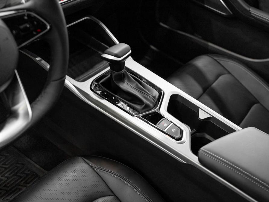 Geely Emgrand II Москва  - изображение 16