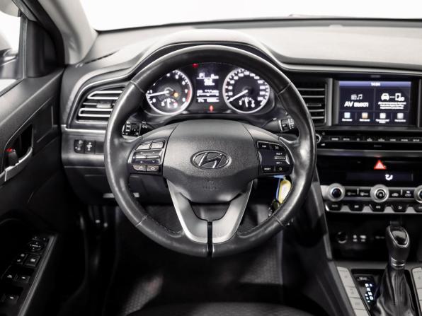 Hyundai Elantra VI (AD) Рестайлинг с пробегом 2019 года, цена 1 930 000 рублей, 122770 км, седан, Автокод Объявления