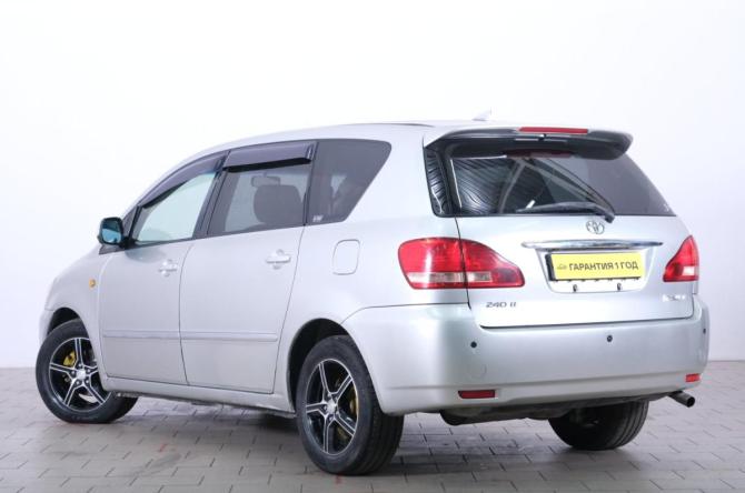 Toyota Ipsum II (M20) с пробегом 2003 года, цена 739 000 рублей, 229740 км, компактвэн, Автокод Объявления