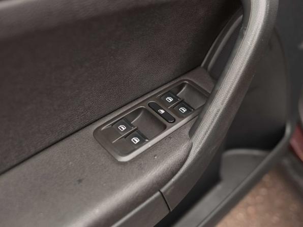 Skoda Yeti I с пробегом 2011 года, цена 1 000 000 рублей, 203055 км, внедорожник, Автокод Объявления