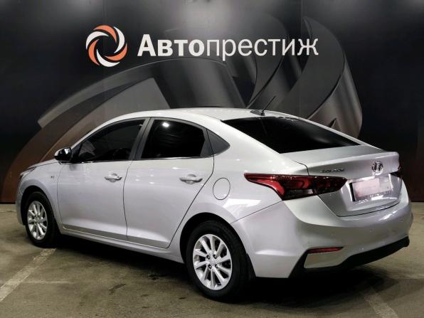 Hyundai Solaris II с пробегом 2018 года, цена 1 550 000 рублей, 105145 км, седан, Автокод Объявления