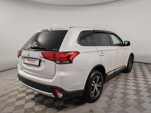 Mitsubishi Outlander III Рестайлинг 2 с пробегом 2017 года, цена 1 929 000 рублей, 154087 км, внедорожник, Автокод Объявления