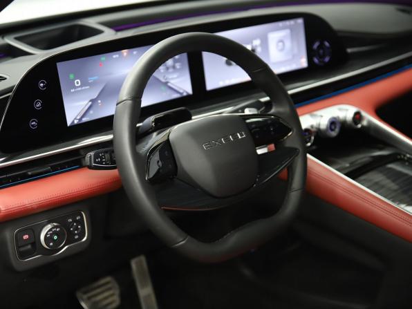 Exeed RX с пробегом 2024 года, цена 2 930 000 рублей, 61588 км, внедорожник, Автокод Объявления