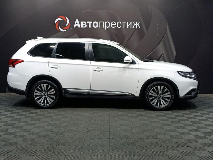 Mitsubishi Outlander III Рестайлинг 3 Оренбург  - изображение 4