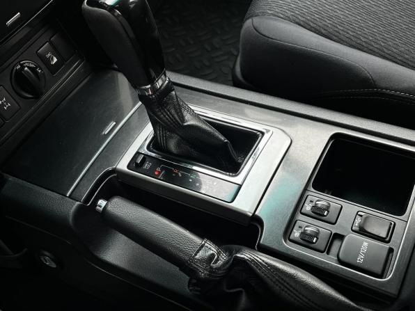 Toyota Land Cruiser Prado 150 Series Рестайлинг 1 с пробегом 2014 года, цена 3 240 000 рублей, 185475 км, внедорожник, Автокод Объявления