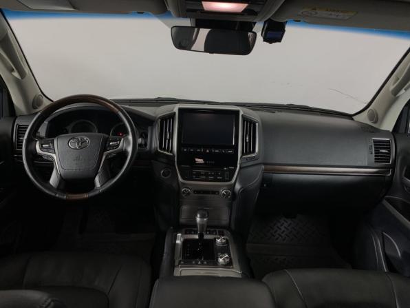Toyota Land Cruiser 200 Series Рестайлинг 2 с пробегом 2019 года, цена 6 950 000 рублей, 135941 км, внедорожник, Автокод Объявления
