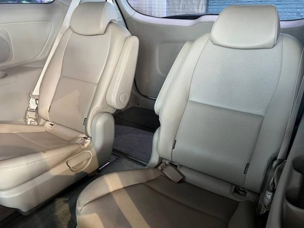 Kia Carnival III с пробегом 2018 года, цена 2 920 000 рублей, 128000 км, минивэн, Автокод Объявления