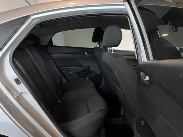 Hyundai Solaris II с пробегом 2019 года, цена 1 180 000 рублей, 214210 км, седан, Автокод Объявления