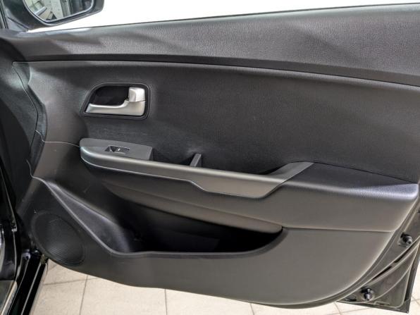 Kia Rio III Рестайлинг с пробегом 2016 года, цена 1 055 000 рублей, 98870 км, седан, Автокод Объявления