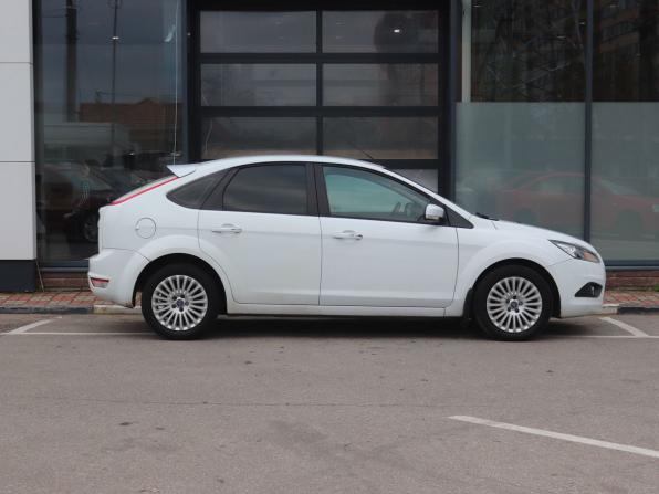 Ford Focus II Рестайлинг с пробегом 2011 года, цена 599 000 рублей, 132000 км, хэтчбек, Автокод Объявления