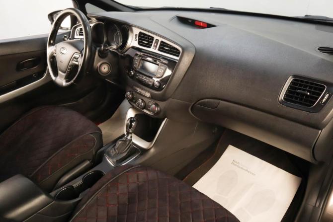 Kia Ceed II с пробегом 2013 года, цена 849 000 рублей, 168000 км, хэтчбек, Автокод Объявления