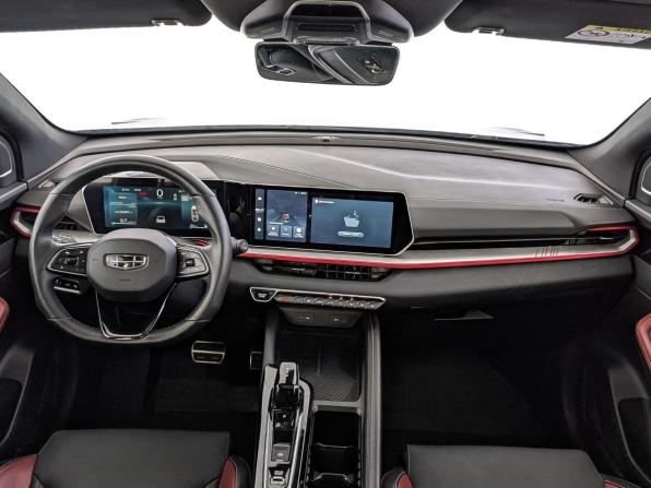Geely Coolray I Рестайлинг с пробегом 2024 года, цена 2 130 000 рублей, 31881 км, внедорожник, Автокод Объявления