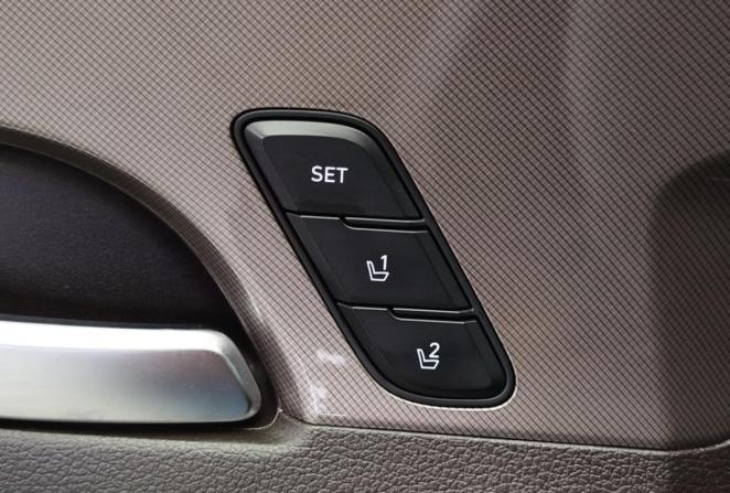 Hyundai Santa Fe IV с пробегом 2018 года, цена 2 800 000 рублей, 186174 км, внедорожник, Автокод Объявления