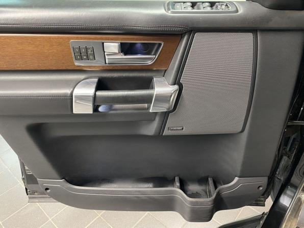 Land Rover Discovery IV Рестайлинг с пробегом 2016 года, цена 3 200 000 рублей, 99824 км, внедорожник, Автокод Объявления