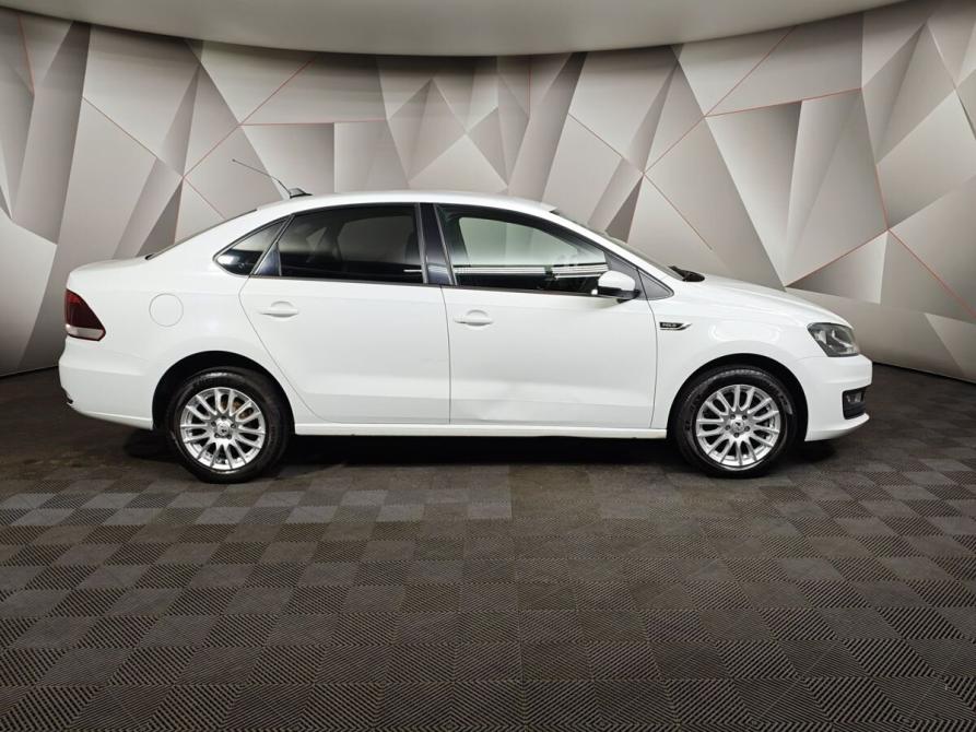 Volkswagen Polo V Рестайлинг Москва  - изображение 6