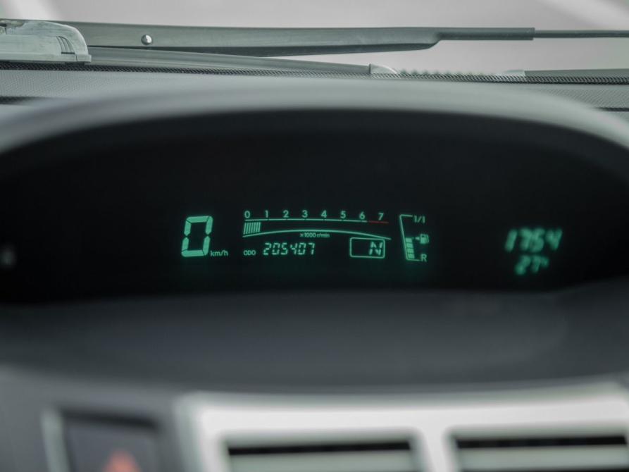 Toyota Yaris II Тюмень  - изображение 9