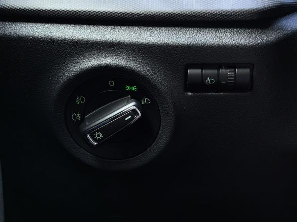 Skoda Rapid II с пробегом 2022 года, цена 1 699 000 рублей, 75894 км, лифтбек, Автокод Объявления