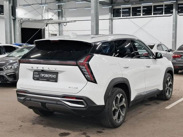 Geely Atlas II с пробегом 2023 года, цена 2 600 000 рублей, 35000 км, внедорожник, Автокод Объявления