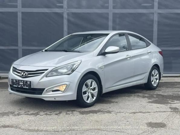 Hyundai Solaris I Рестайлинг с пробегом 2015 года, цена 1 050 000 рублей, 117000 км, седан, Автокод Объявления
