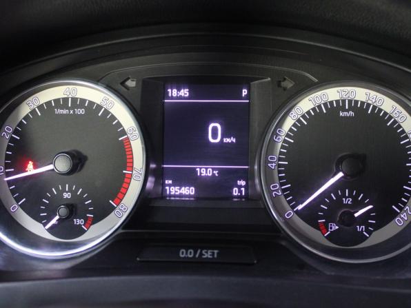 Skoda Rapid I Рестайлинг с пробегом 2018 года, цена 1 179 900 рублей, 195460 км, лифтбек, Автокод Объявления