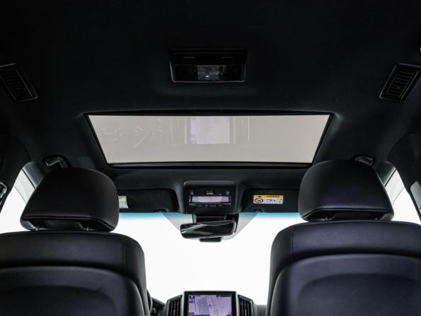 Toyota Land Cruiser 200 Series Рестайлинг 2 с пробегом 2020 года, цена 10 700 000 рублей, 60873 км, внедорожник, Автокод Объявления