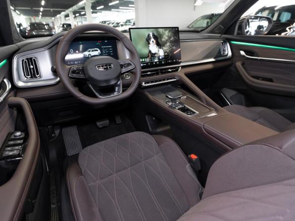 Geely Monjaro I Рестайлинг 2 с пробегом 2026 года, цена 4 300 000 рублей, 21 км, внедорожник, Автокод Объявления