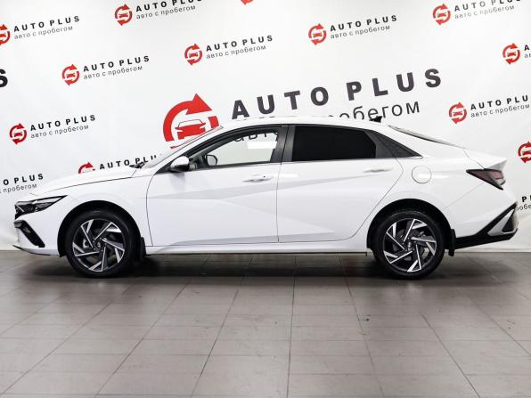 Hyundai Elantra VII (CN7) Рестайлинг с пробегом 2023 года, цена 2 099 000 рублей, 43120 км, седан, Автокод Объявления