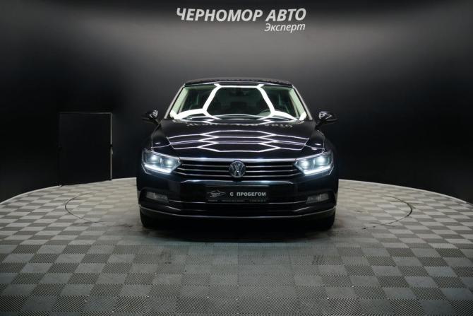 Volkswagen Passat B8 с пробегом 2017 года, цена 2 274 000 рублей, 193000 км, седан, Автокод Объявления