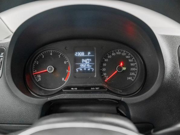 Volkswagen Polo V Рестайлинг с пробегом 2016 года, цена 1 050 000 рублей, 135216 км, седан, Автокод Объявления
