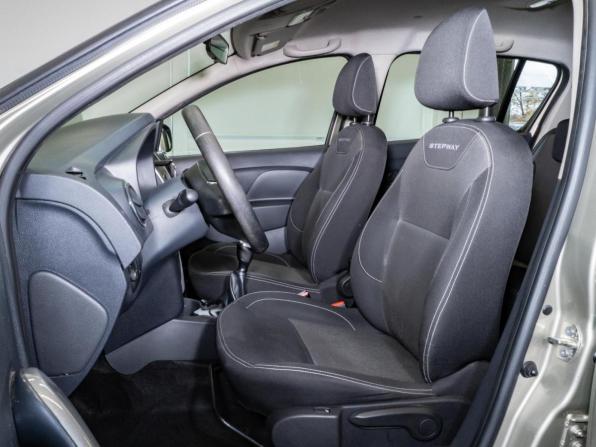 Renault Sandero II Рестайлинг с пробегом 2020 года, цена 1 200 000 рублей, 77638 км, хэтчбек, Автокод Объявления