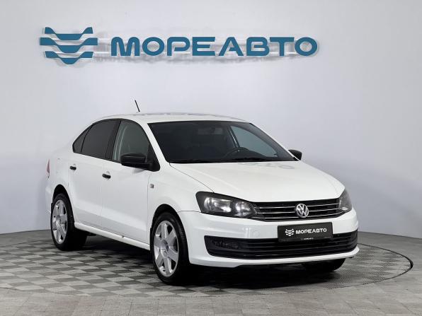 Volkswagen Polo V Рестайлинг с пробегом 2015 года, цена 740 000 рублей, 319094 км, седан, Автокод Объявления