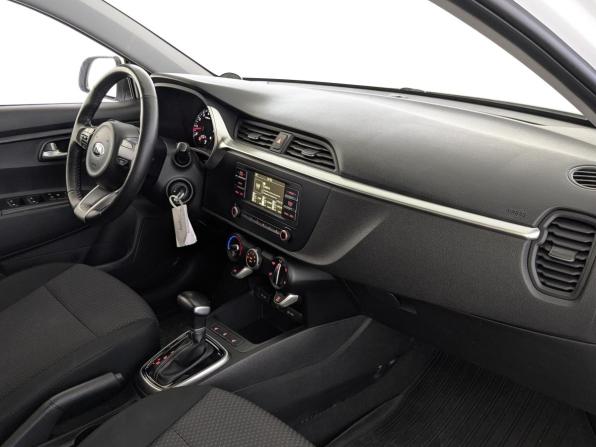 Kia Rio IV Рестайлинг с пробегом 2021 года, цена 1 610 000 рублей, 88828 км, седан, Автокод Объявления