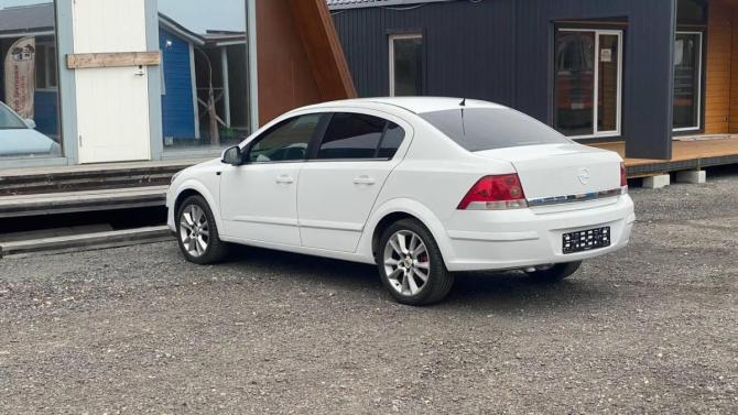 Opel Astra H Рестайлинг с пробегом 2011 года, цена 475 000 рублей, 251469 км, седан, Автокод Объявления