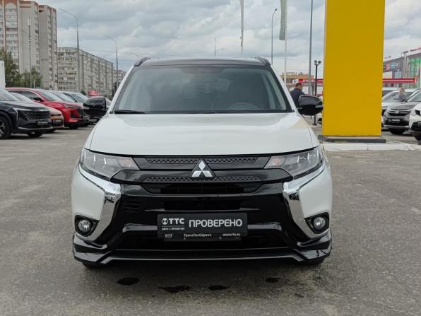 Mitsubishi Outlander III Рестайлинг 3 с пробегом 2022 года, цена 3 440 000 рублей, 34453 км, внедорожник, Автокод Объявления