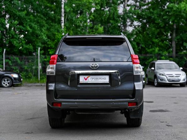 Toyota Land Cruiser Prado 150 Series Рестайлинг 1 с пробегом 2013 года, цена 3 050 000 рублей, 132510 км, внедорожник, Автокод Объявления