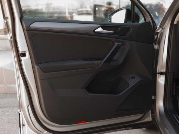 Volkswagen Tiguan II с пробегом 2019 года, цена 2 400 000 рублей, 161636 км, внедорожник, Автокод Объявления