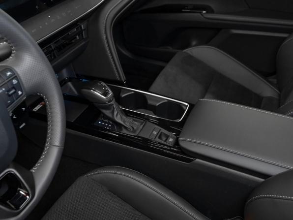 Toyota Camry IX (XV80) China Market с пробегом 2026 года, цена 4 450 000 рублей, 15 км, седан, Автокод Объявления