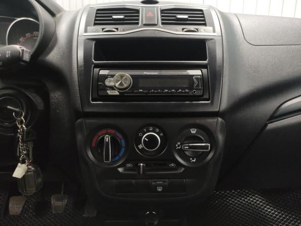 Lada (ВАЗ) Granta I Рестайлинг с пробегом 2019 года, цена 547 000 рублей, 140000 км, седан, Автокод Объявления