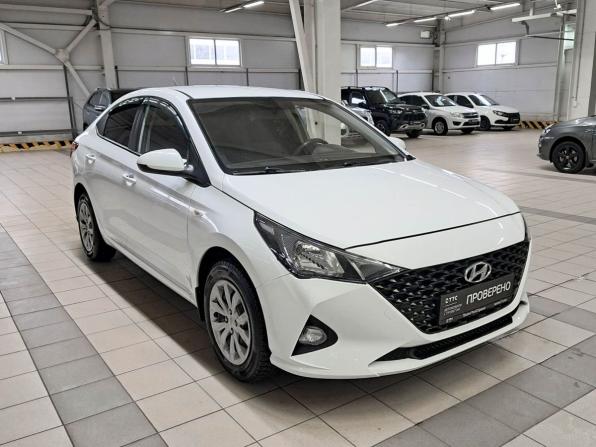 Hyundai Solaris II Рестайлинг с пробегом 2020 года, цена 1 285 000 рублей, 167557 км, седан, Автокод Объявления