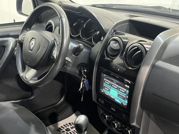 Renault Duster I Рестайлинг с пробегом 2015 года, цена 1 258 000 рублей, 135250 км, внедорожник, Автокод Объявления