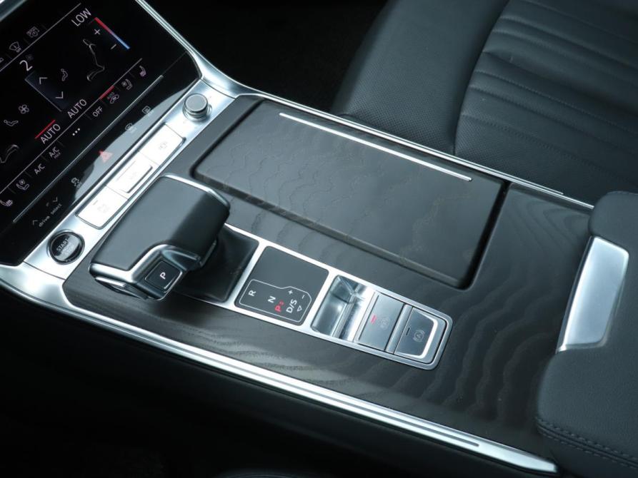 Audi A6 V (C8) Москва  - изображение 16