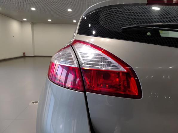 Renault Megane III Рестайлинг с пробегом 2014 года, цена 860 000 рублей, 111812 км, хэтчбек, Автокод Объявления