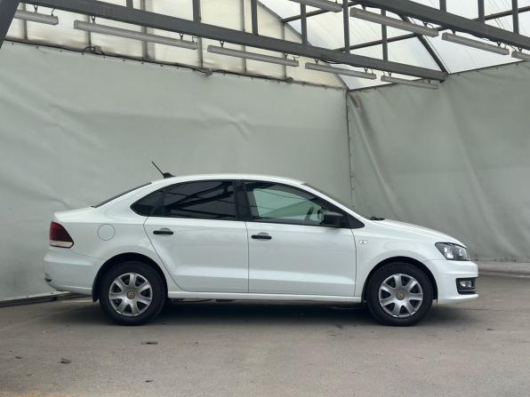 Volkswagen Polo V Рестайлинг с пробегом 2019 года, цена 1 130 000 рублей, 86276 км, седан, Автокод Объявления