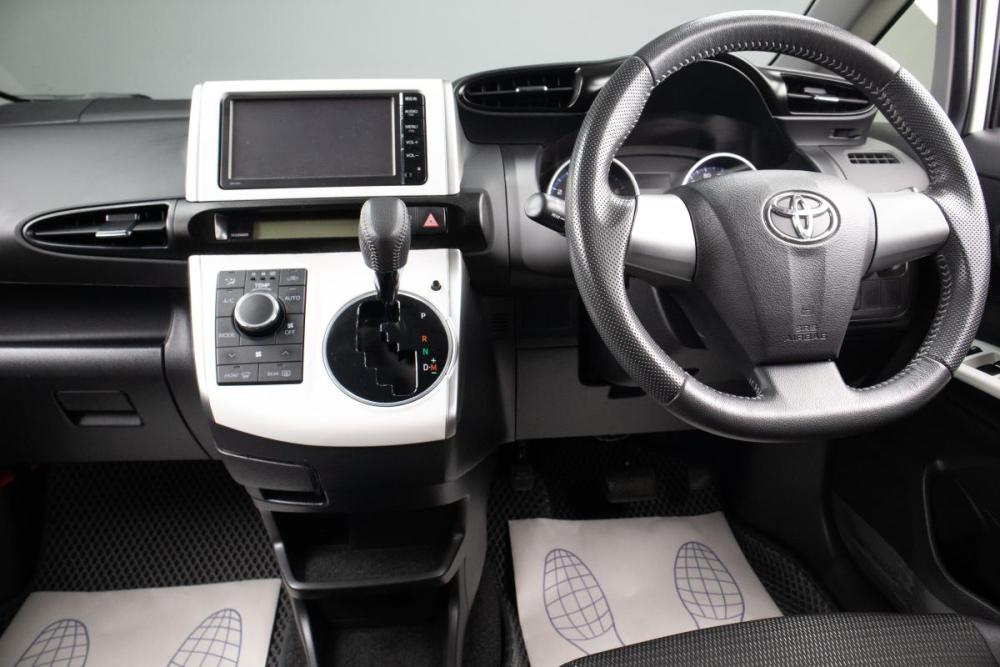 Toyota Wish II Рестайлинг Оренбург  - изображение 9