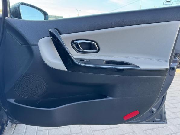 Kia Ceed II Рестайлинг с пробегом 2017 года, цена 1 245 000 рублей, 220000 км, хэтчбек, Автокод Объявления
