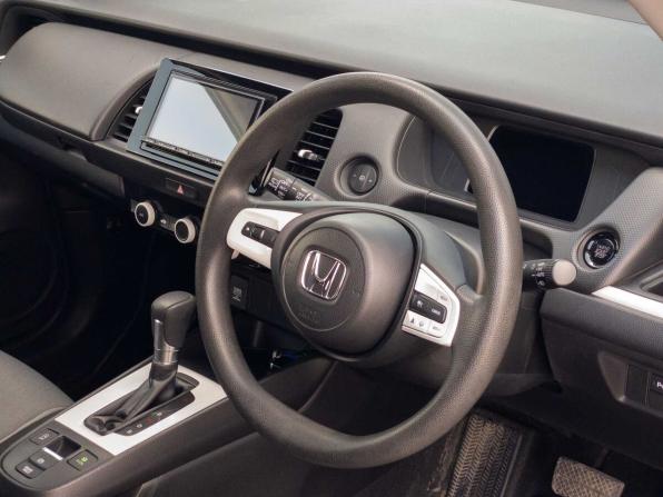 Honda Fit IV с пробегом 2021 года, цена 1 260 000 рублей, 58563 км, хэтчбек, Автокод Объявления