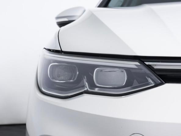 Volkswagen Golf VIII с пробегом 2021 года, цена 2 590 000 рублей, 57258 км, хэтчбек, Автокод Объявления
