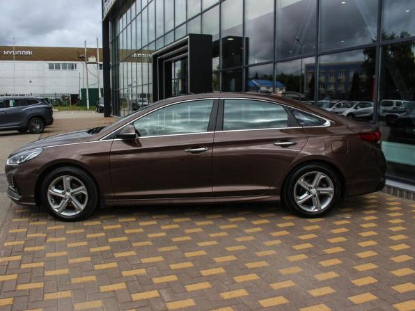 Hyundai Sonata VII (LF) Рестайлинг с пробегом 2019 года, цена 1 421 400 рублей, 274000 км, седан, Автокод Объявления