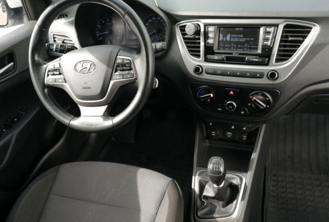 Hyundai Solaris II с пробегом 2020 года, цена 1 427 000 рублей, 115000 км, седан, Автокод Объявления